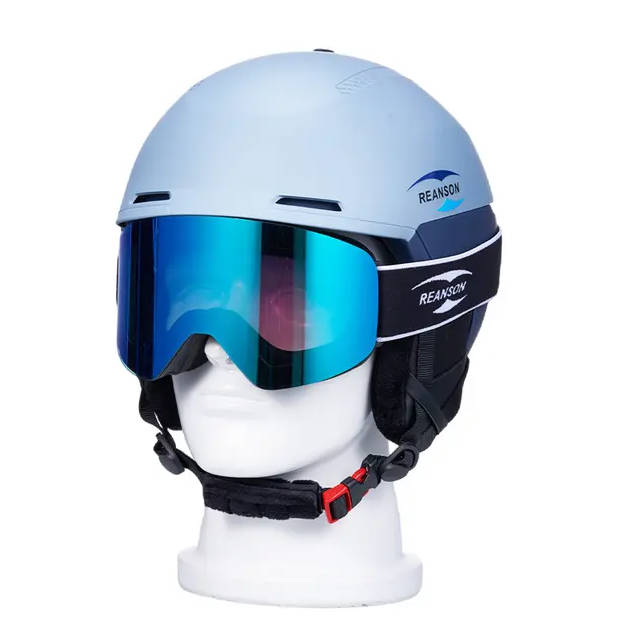 Carbon Fiber Ski Helmets vs Polycarbonate: Which is Truly More Durable?