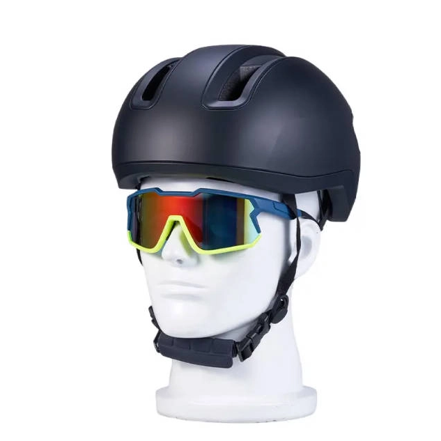 Why Proper Ski Helmet Fit Matters: The Crucial Role of a Snug Helmet