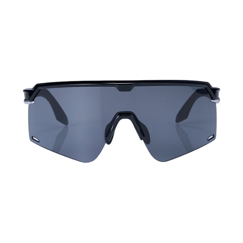 SP018 Black
