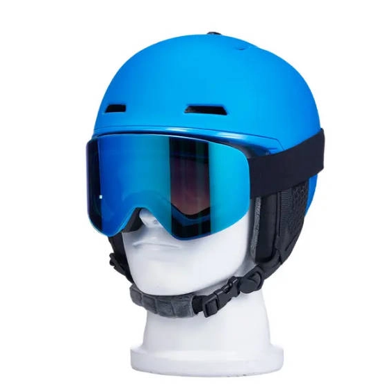 Do Kids Need a Ski Helmet? Safety and Fit Guide for Parents