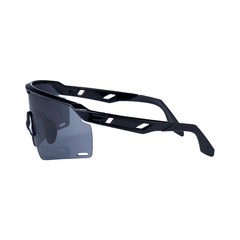 SP018 Black