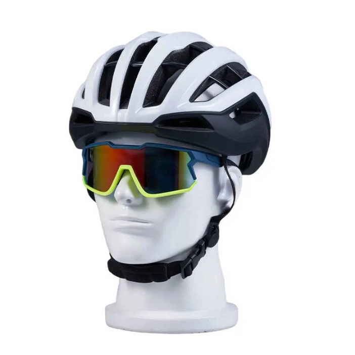 Road Bike Helmet vs Mountain Bike Helmet: What’s the Difference?